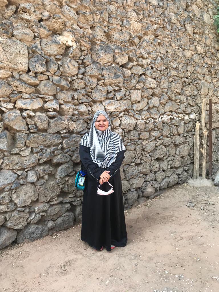 luqmaaaannnnn's tweet photo. Hi @TwtJodohMY 

My friend is looking for someone to complete half of her deen.

Nama dia Fatin. Boleh DM dia dekat IG,  _hellofatin_ kalau nak kenal dengan serius! 

Dia sangatlah baik dan mudah terhibur. Pergi lah kenal2 manatau jodoh 🤩 https://t.co/0D96vwAdXc