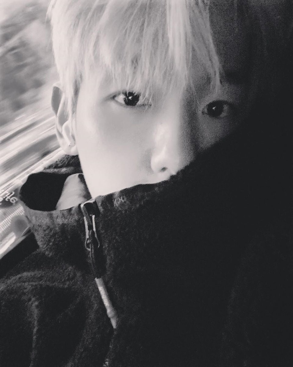 candybaek506's tweet photo. 잘자, 백현아🖤 https://t.co/PKqZA0ngWX