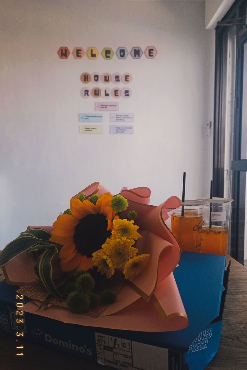 YsaaaMacaraig's tweet photo. 🌻 | 031123 https://t.co/Cvwnx8EOj3