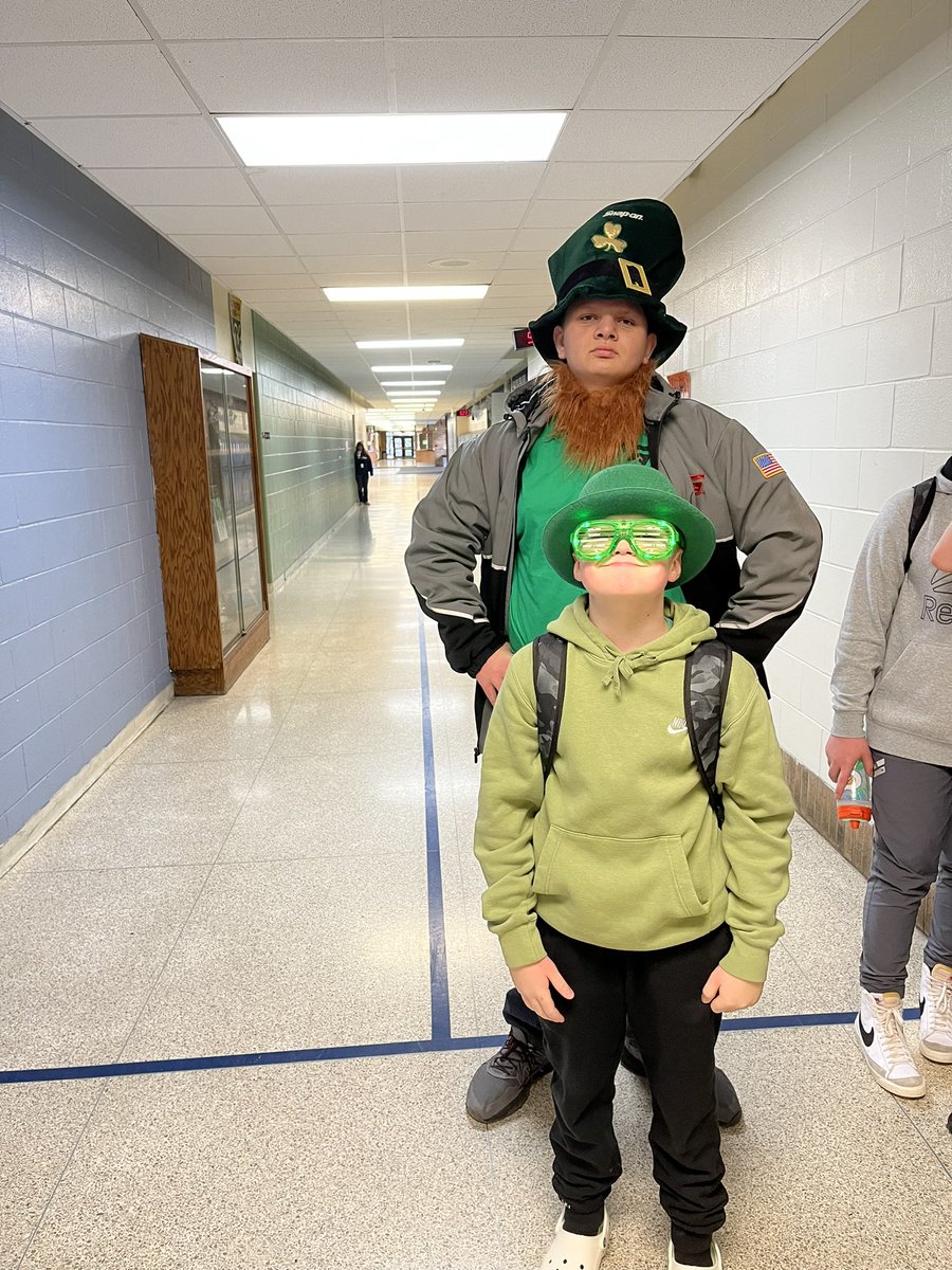 Brandon Raleigh tweet media