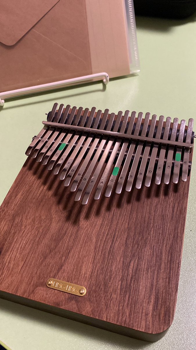 Kalimba_kk's tweet photo. お久しぶりです。
カリンバ再開。

動画あげるのハードル高いので練習の様子をライブ配信しようと思ったけどYouTubeライブは登録者50人以上らしい。

ので、条件満たすまで時々���ペースで練習垂れ流しします。

基本的にこちらから絡んだりはしないので、どなたでもどうぞ🐶 https://t.co/Bpq5KrSoEA