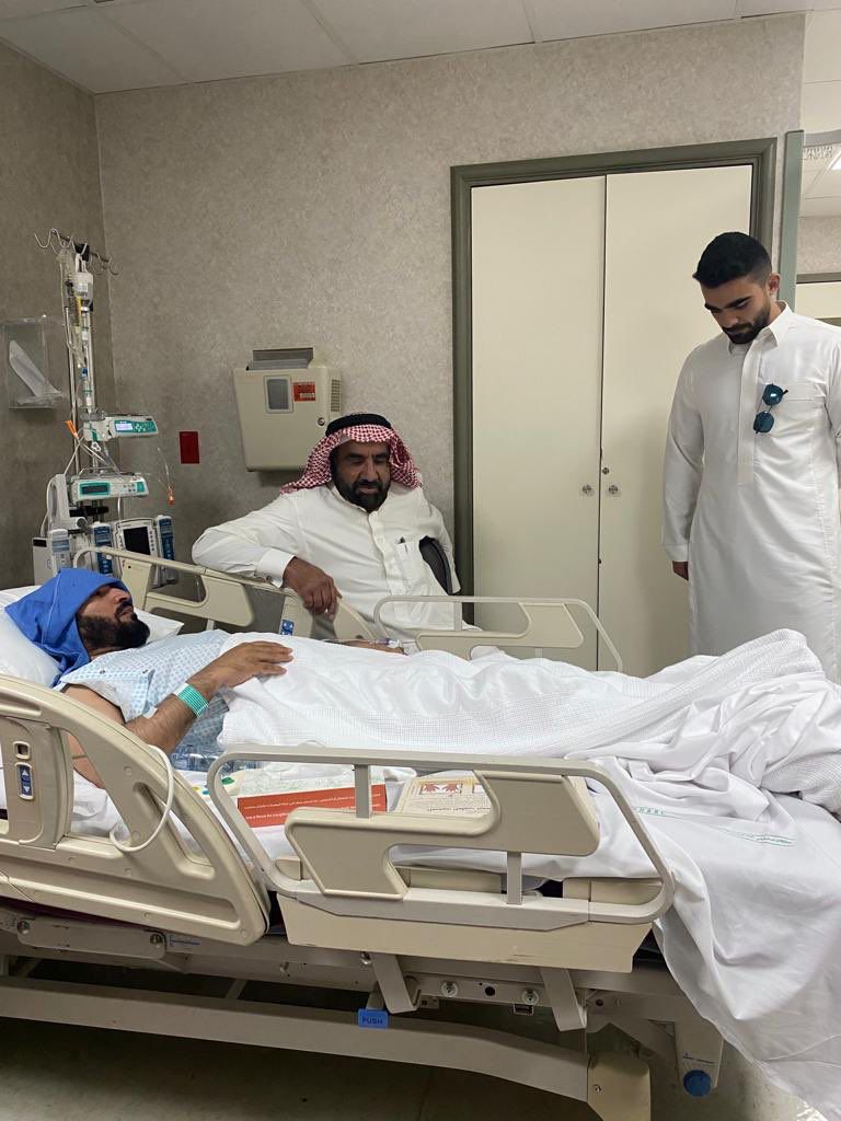 ALKHABRA_FC's tweet photo. يتقدم رئيس مجلس إدارة نادي ⁧#الخبراء الأستاذ عبدالله الحديثي ، باسمه ونيابة عن أعضاء مجلس الإدارة، ومنسوبي النادي، بخالص الدعوات والأمنيات بالشفاء العاجل لعضو مجلس إدارة النادي  الأستاذ محمد بن علي الفاضل بعد اجراء عملية جراحية وتكللت بالنجاح.
الحمد لله على السلامه أبو علي . https://t.co/uY30ASo0aN
