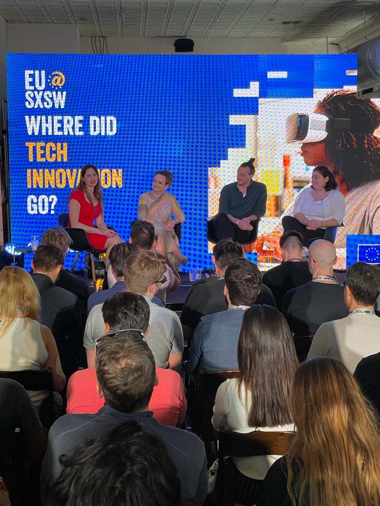 Afgelopen week was ik bij technologie- en mediafestival <a href="/SXSW/">SXSW</a> in Austin. We moeten grote technologiebedrijven temmen. Dat doen we door de juiste vragen te stellen en te eisen dat deze worden beantwoord. Niet om innovatie tegen te houden, maar om die in goede banen te leiden.