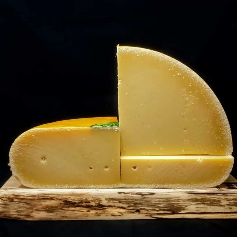 To celebrate St. Patrick's Day, say hello to two delicious Irish cheeses! From the creamy tang of the Cashel Blue to the rich sweetness of the Coolea, you're in for a tasty treat with these fantastic cheeses! 🧀🇮🇪

Purchase your Irish cheese here > bit.ly/3T1oc53