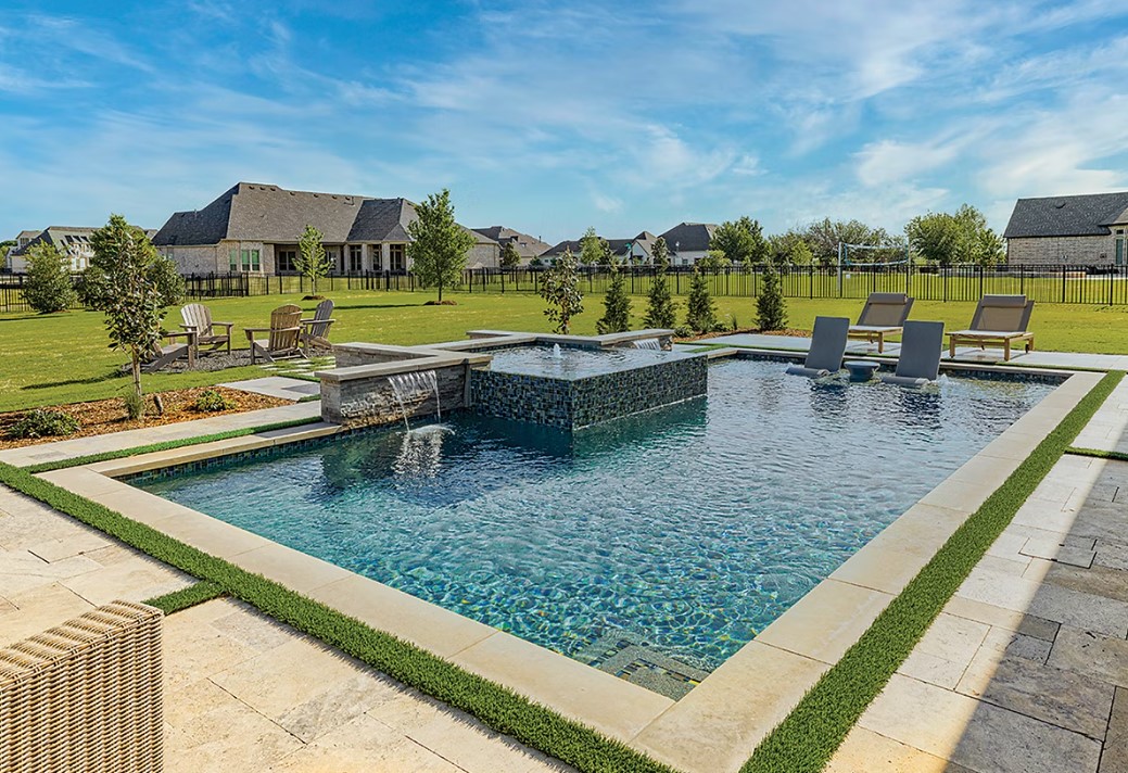 aquamagazine's tweet image. The #PoolOfTheWeek showcases the 2022 #AwardsOfExcellence winners from the @ThePHTA.

This week won 🏆MERIT🏆 in the "TRADITIONAL" category. Pool by @RiverbendPools in Plano, Texas.

Decking Material: Travertine Pavers
