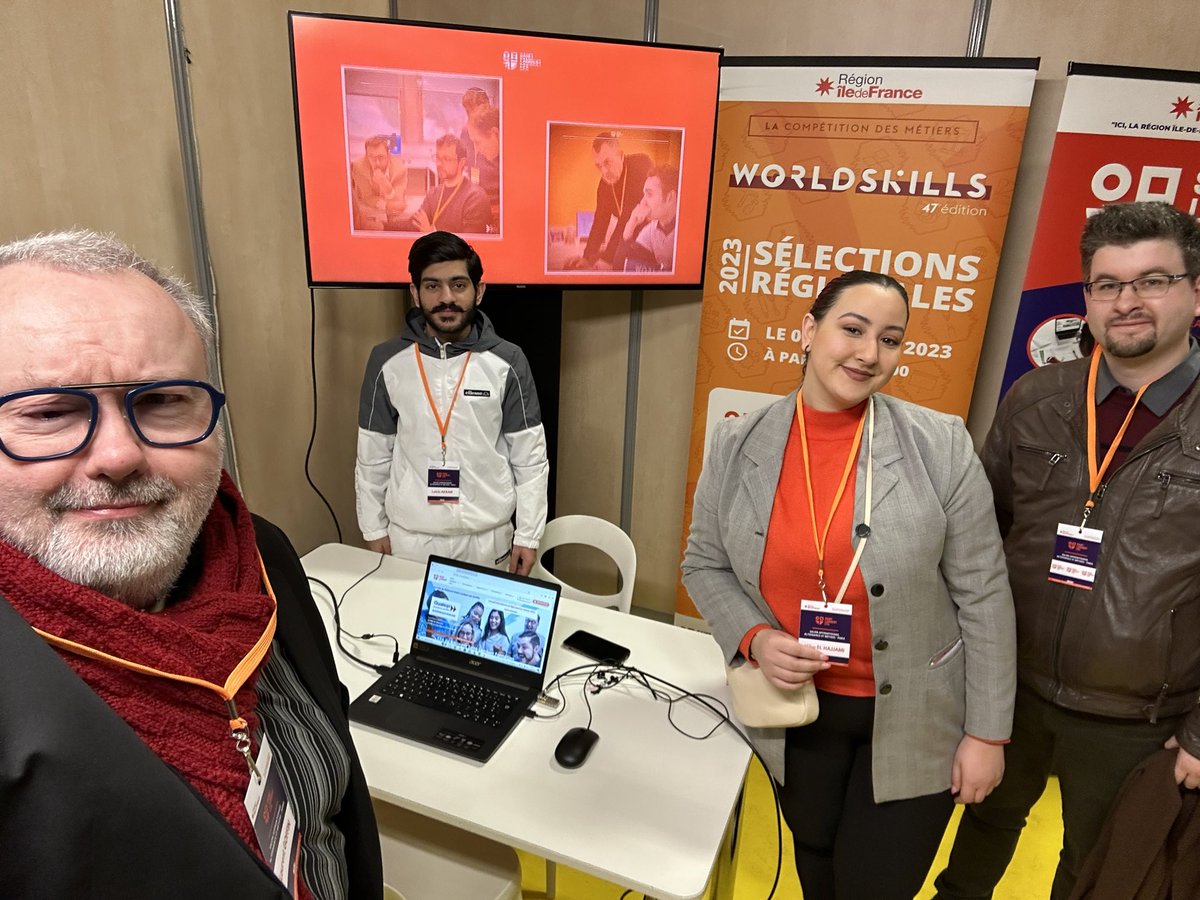CFASaintLambert's tweet photo. En direct du Salon de l’Apprentissage, de l’Alternance et des métiers organisé par @letudiant https://t.co/xvjvzLp5G6
