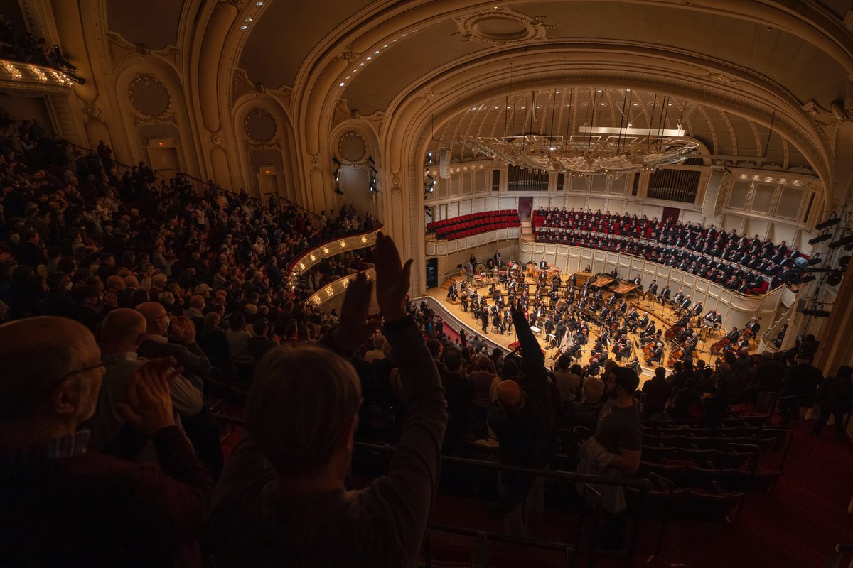 chicagosymphony's tweet photo. On Thursday night, Orchestra Hall was filled with adrenaline as the CSO and Chorus, led by @OsmoVanska, united with vocalists @joelle_harvey, Reginald Mobley, Hugh Russell and ensemble @uniting_voices for a finale performance of Orff’s roaring Carmina burana.

📷: @toddrphoto https://t.co/GZhuXYqXtd