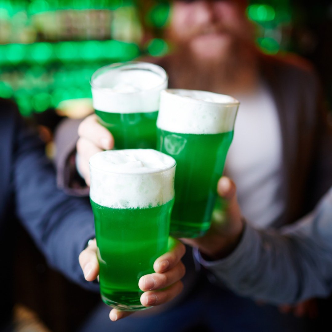 ShopRockvale's tweet image. GIVEAWAY ALERT! Follow @shoprockvale, tag a friend below and share your favorite place in Lancaster to Celebrate! Each friend tagged is an extra entry! Winner will be drawn on 3/20 and receive a gift card to their favorite place!  CHEERS!

HAPPY SAINT PATRICK'S DAY!