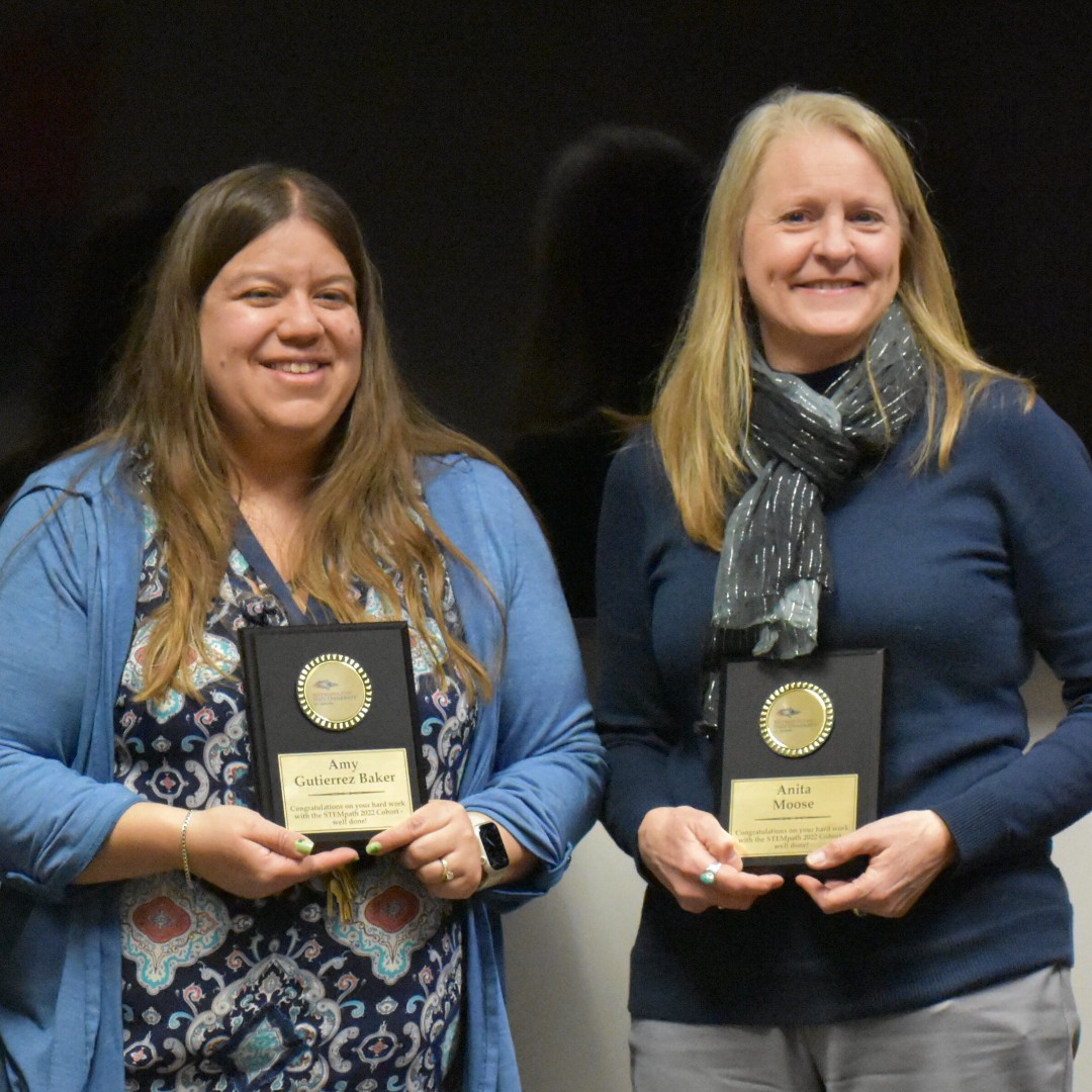 mymindspark's tweet photo. Congratulations to STEMpath's 2022 Cohort!
Earlier this month, our #stempath 2022 session was wrapped up with a wonderful plaque presentation event by our partners, @msudenver.
Want to be part of the 2024 cohort?
Visit https://t.co/iJIAIv5mRB to learn more.
#STEM #STEMeducators https://t.co/7fEv9pkw4M