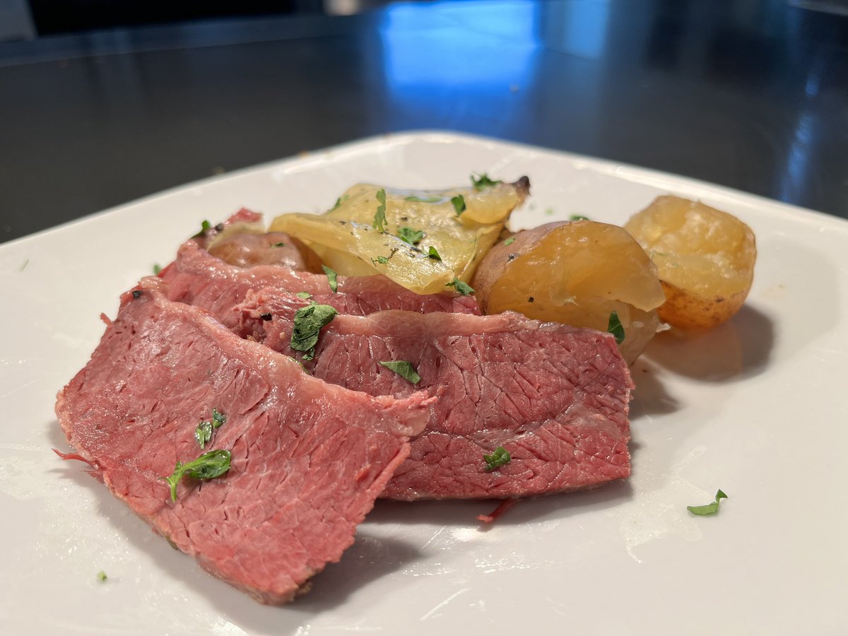 ClarkDining's tweet image. Happy St. Patrick’s Day! Come try our traditional corned beef &amp;amp; cabbage at Taste of Home!