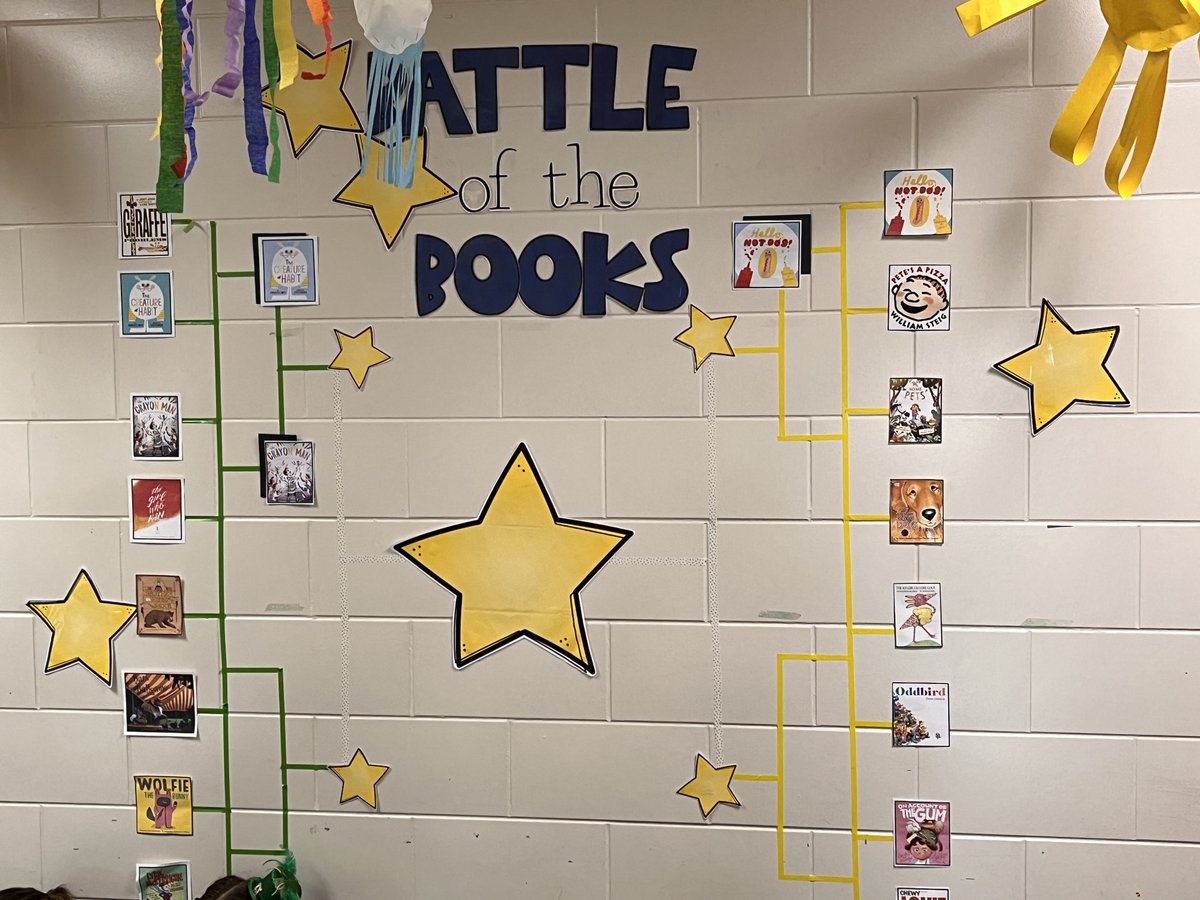 etownPAschools's tweet photo. Students at East High Street Elementary School are getting into the March Madness spirit with a battle of the books. Which books will win? Today's entry was titled My Big Dog. https://t.co/XkidrPbmla