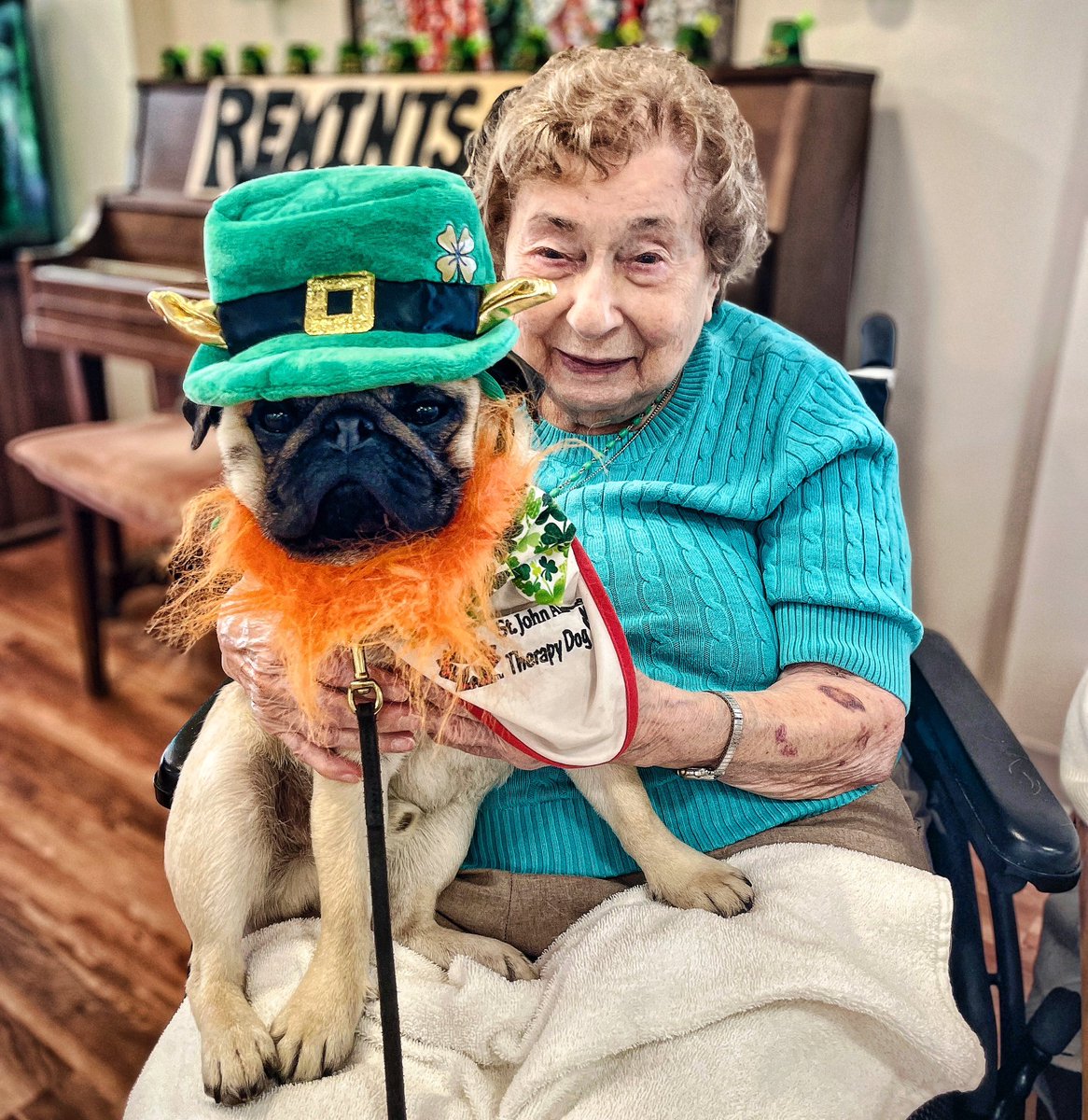 IgorPugDog's tweet photo. My “get up” brought lots of smiles to the #SistersofStJoseph for #stpaddysday ~ Crowley aka Lil C ☘️

#StPatrickDay #pug #puglife #therapydog #ldnont @LdnTherapyDogs https://t.co/xmECwjLIWK