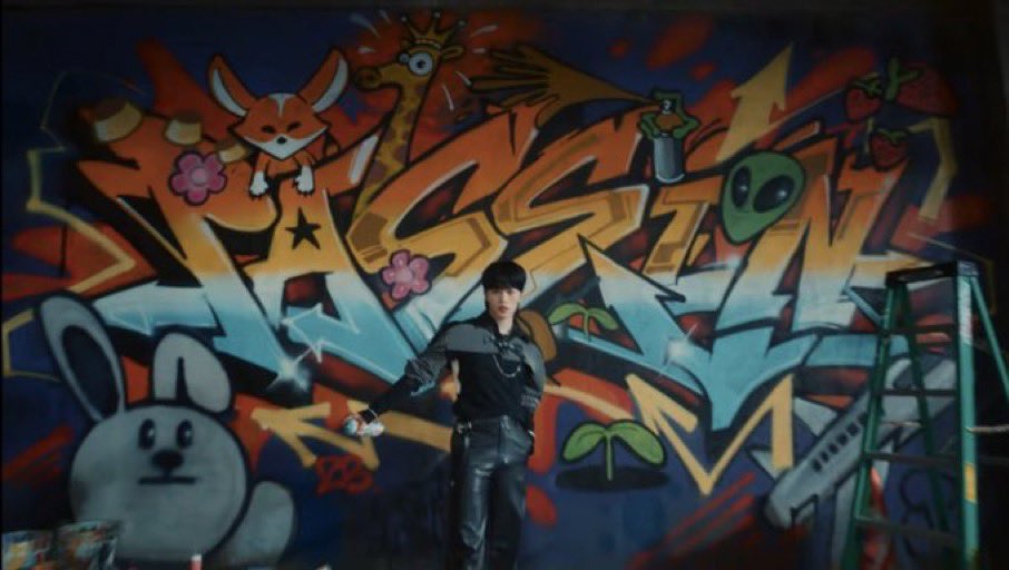 ラポネくんへ‼️‼️‼️
次のツアーTシャツこれプリントしたやつがいいです‼️‼️‼️‼️‼️‼️‼️‼️‼️