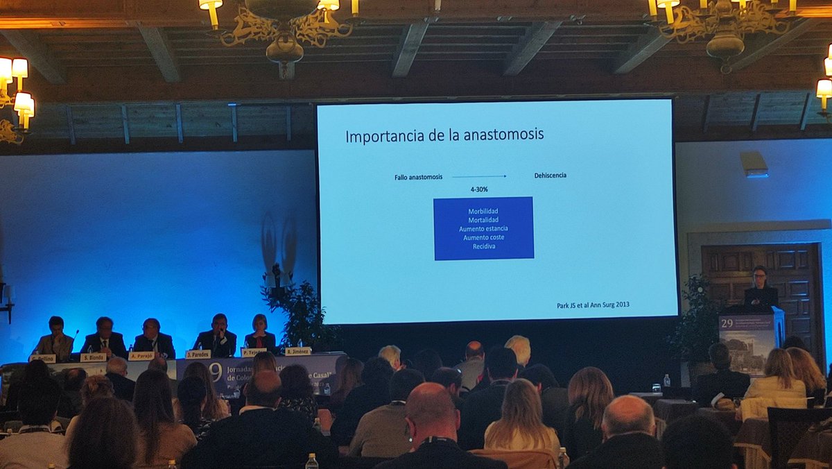 Seguimos en la última jornada de #cpbaiona2023 con la mesa de anastomosis tras resección anterior. Revisión de técnica quirúrgica, trucos para su realización y factores que influyen en la aparición de fuga.