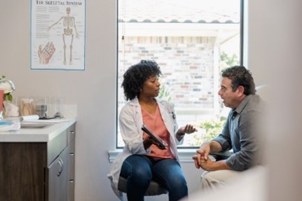 A study of #BRFSS data suggests Hispanics need support to improve their colorectal cancer screening rates. See what’s linked to higher &amp; lower screening in Puerto Rico &amp; the US.  bit.ly/40JfwE3