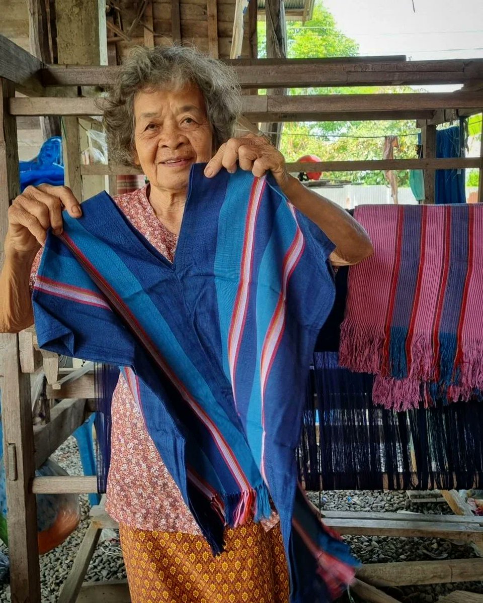 sorryvrerror tweet media