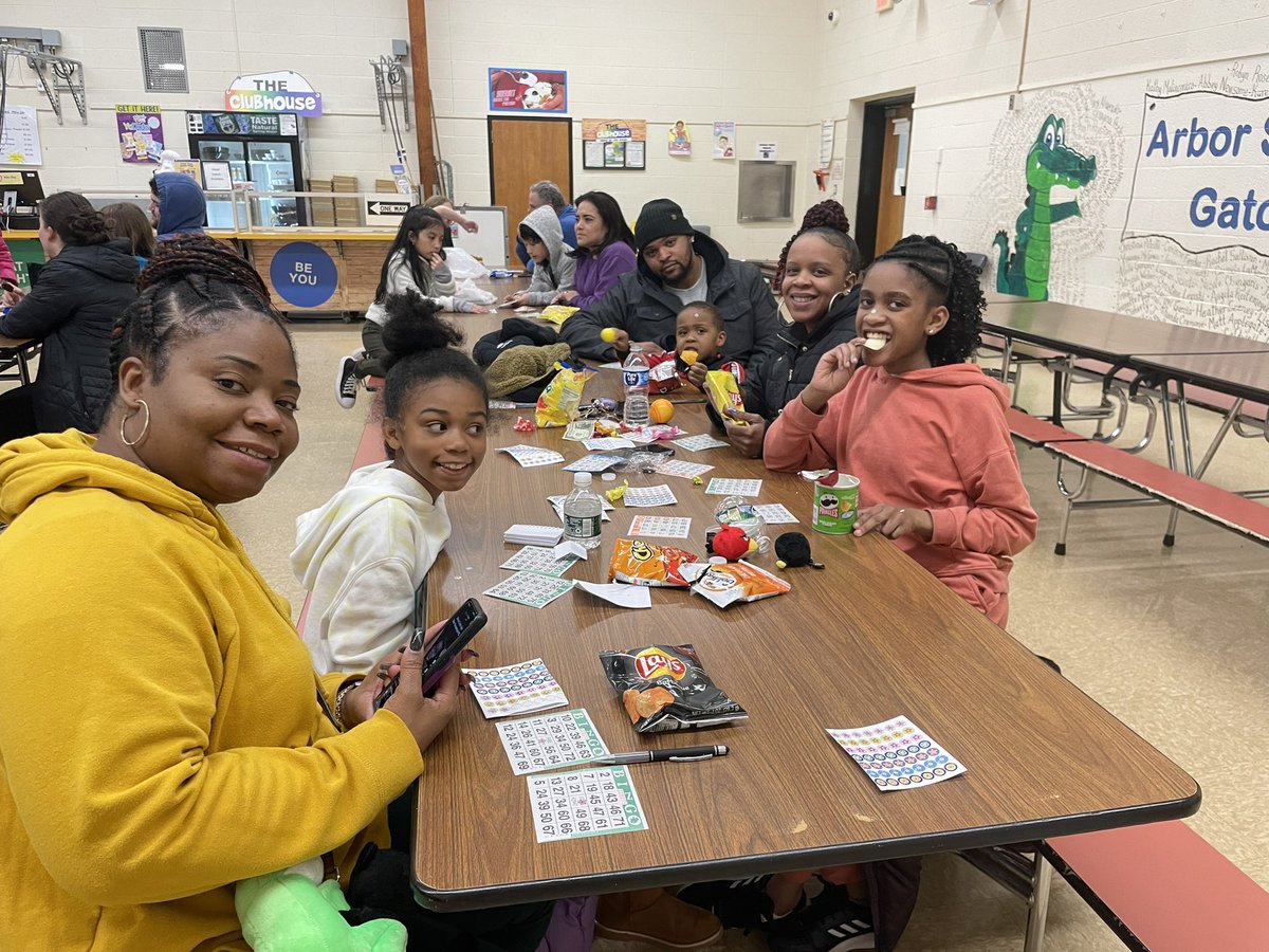 PrincipalArbor's tweet photo. Bingo Night was a hit at Arbor earlier this week! https://t.co/TgGcOOeHLP