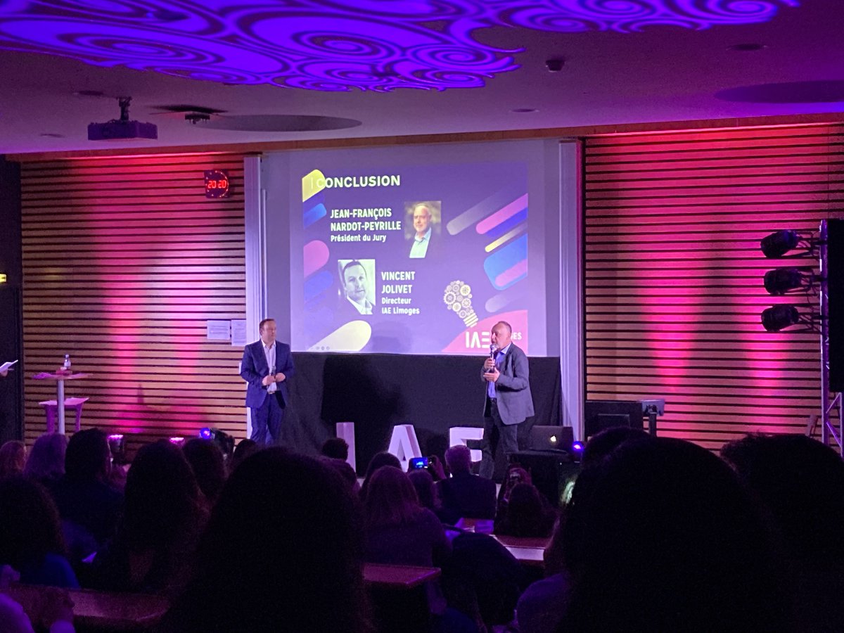 EsterTechnopole's tweet photo. [RETOUR EN IMAGES] 🔴 Mardi soir, la #TeamESTER a eu le plaisir d'assister à la grande finale des Ateliers de l'#Innovation de l'@iae_limoges 🚀 💡

Un grand bravo aux étudiants pour la qualité de leurs projets &amp; de leurs pitchs 👏 👏

Mention spéciale aux équipes gagnantes 🥇 https://t.co/ADCIrpaA62
