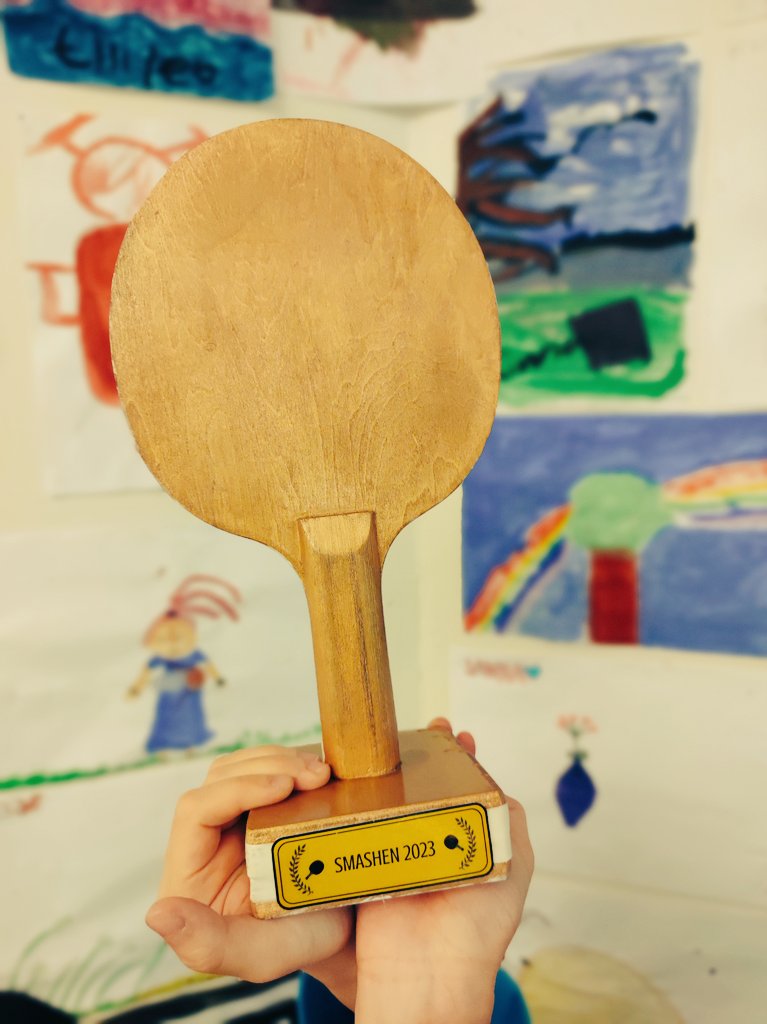 Idag avgjordes Smashen 2023 efter en jämn kamp i finalen med 2-1 i set (12-14, 16-14, 11-9). #fritids #skolval #skola #bordtennis #fritidshem