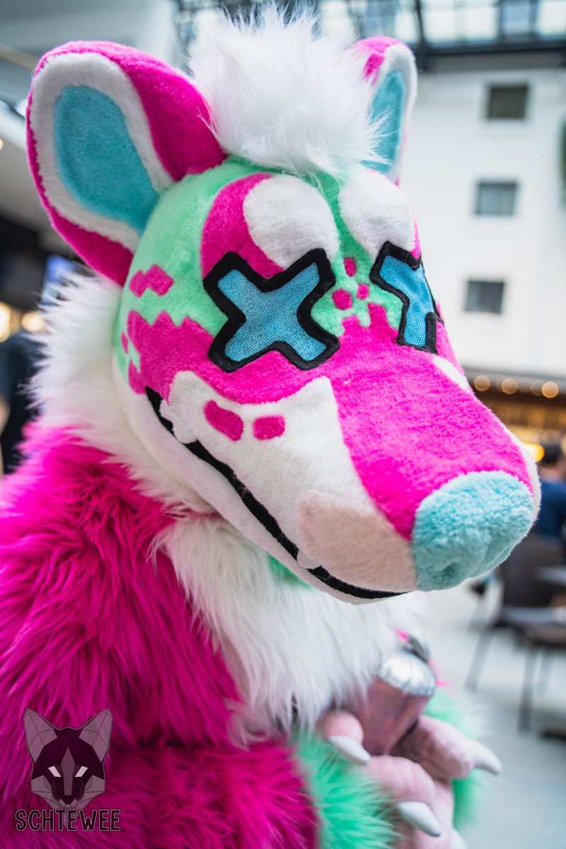 Schtewee (committing crimes asexually during EF) tweet media