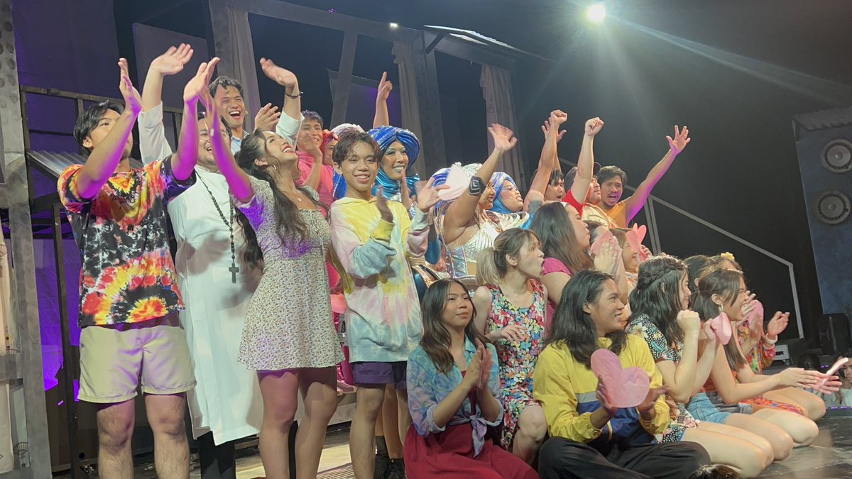 my_movieworld's tweet photo. Congratulations to the cast @kimsmolina @phipalmos #JuanCarlosGalano ๐๐ป๐๐ป๐๐ป๐๐ป
Zsazsa Zaturnah The Musicalโฆ Yun Lang! (Opening Night)
Runs from Mar 17 - Apr 2, 2023 at Doreen Black Black Box Theater
#ZSAZSATayoTayo
#ZSAZSAblueREP
#ZsazsaZaturnnah2023
#blueREP31st https://t.co/gzux2nEwMA