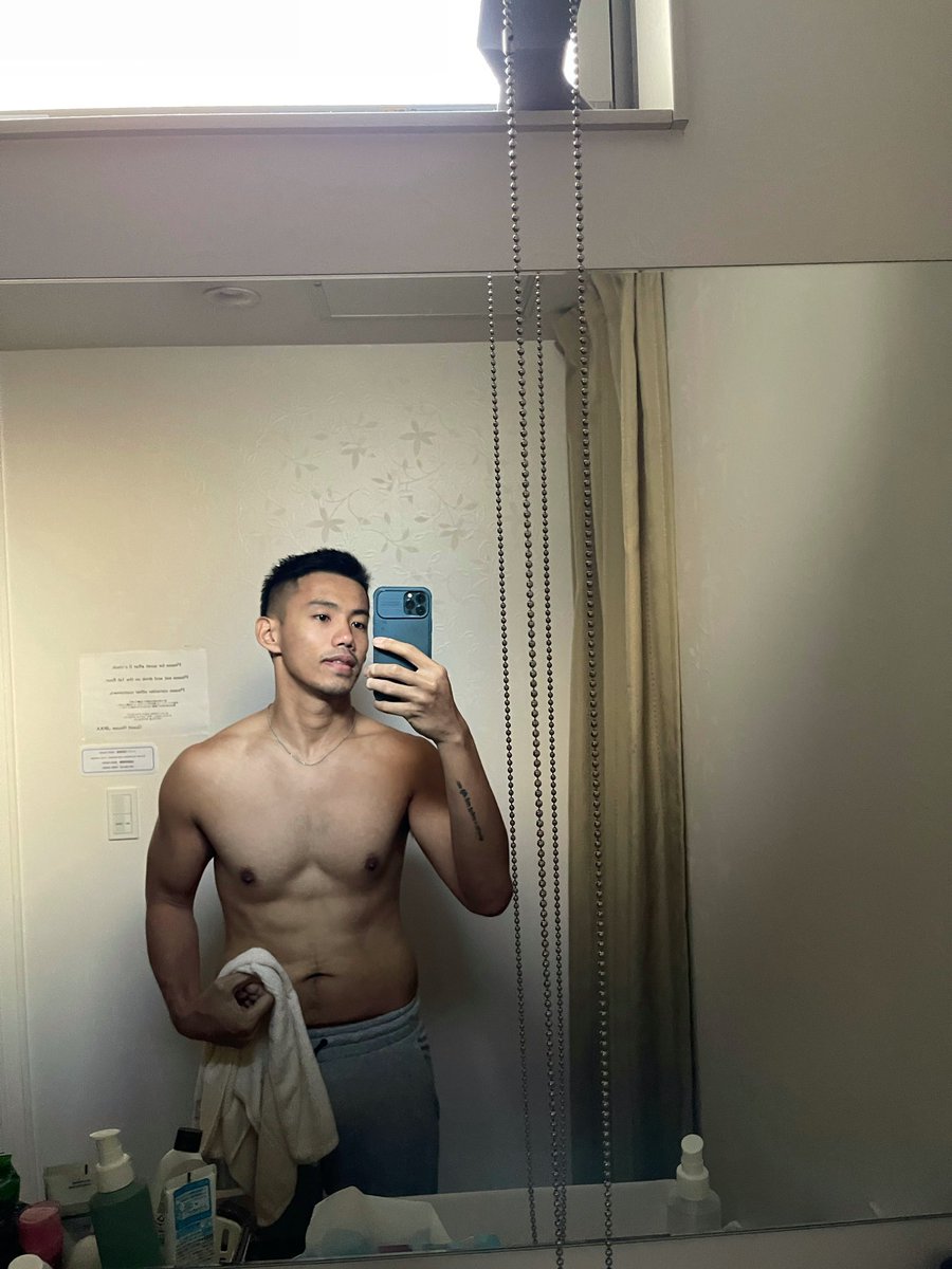 elixeeeeer's tweet photo. Puro ramen na laman ng tyan ko lol https://t.co/fKT1Y7xWj6