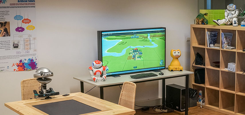 Interested in pursing a #phd on #socialAI, #responsibleAI or #socialrobotics? Follow this 🧵for 4 open PhD positions in our lab <a href="/GAIPSLab/">GAIPS Lab</a> <a href="/InescID/">INESC-ID</a>!

Application deadlines until ⚠️20th of March⚠️
Scientific Supervisor: <a href="/paivaamp/">Ana Paiva</a>