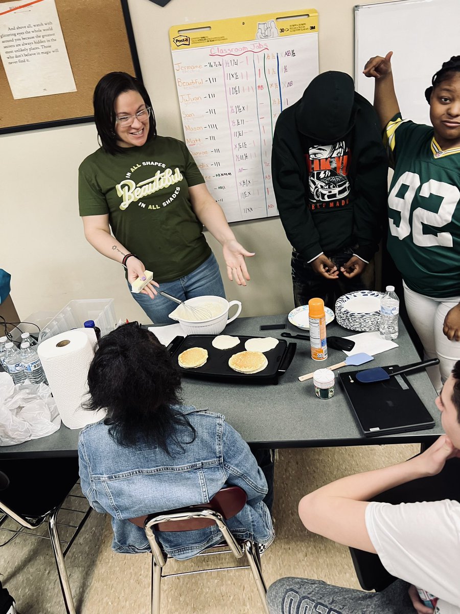 strobleclass's tweet photo. Happy St. Paddy’s Day 🍀 https://t.co/l05siV28aa
