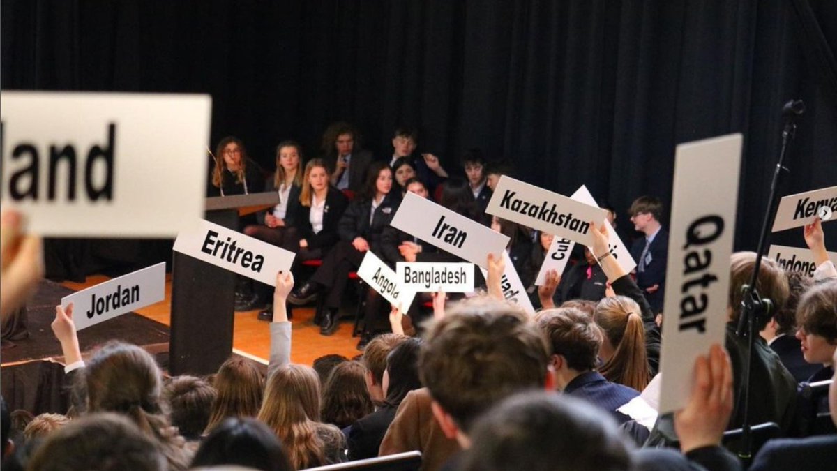 King's Worcester tweet media