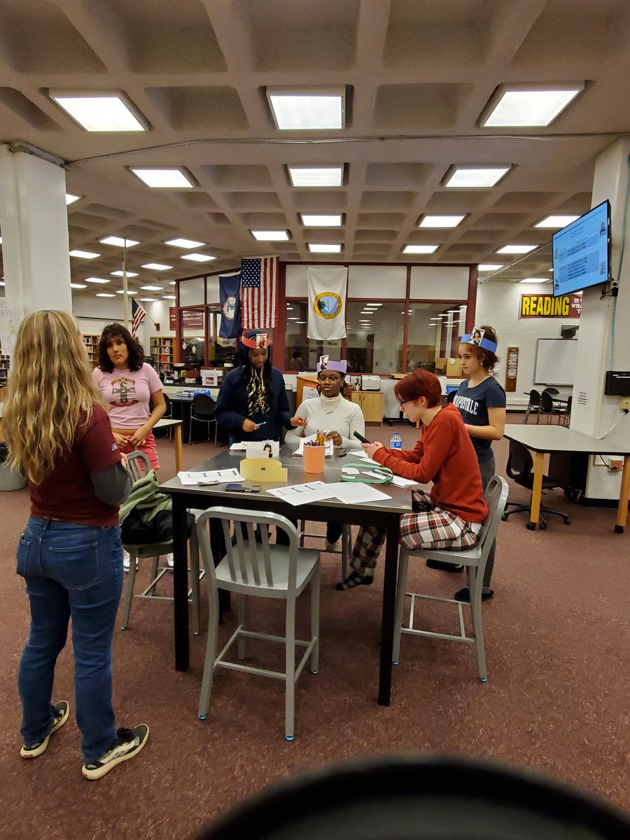 Unity Reed Lion Library 📚🦁 tweet media