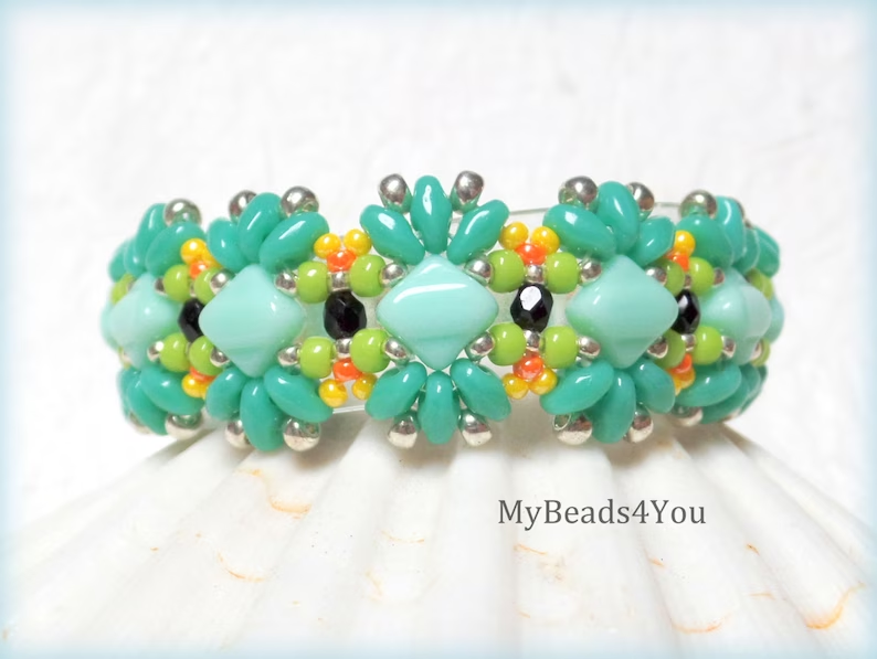 MyBeads4You_'s tweet photo. Bracelet
https://t.co/UFcB8guVLg
Tutorial
https://t.co/2riH4Di93l via @Etsy
#crafturday #shopindie #craftbuzz #onlinecraft 🥰#craftychaching #diySaturday #Diy #diygift #Giftformom #eastergift #handmade #smilett23 #gift #handbracelet #beadedbracelet #bracelet #jewelrytrend https://t.co/ZPWkvtLBCc