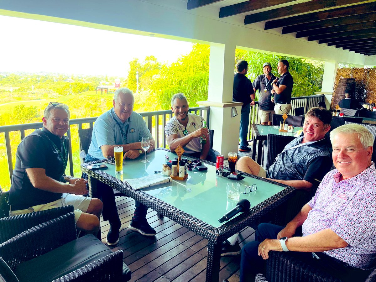 Derek Alberts tweet media