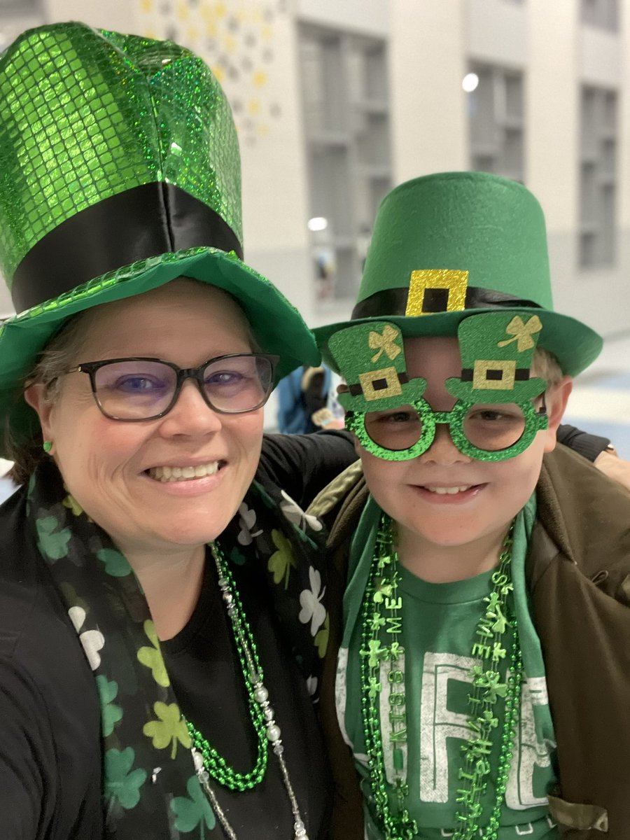 MrsSheffey tweet media