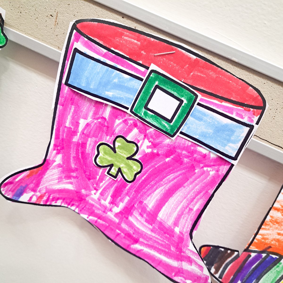 ce4all's tweet photo. St. Patrick's Day Art. Look at these pieces done by our preschoolers. 

Community Education impacts lives! 

#CE4ALL #StormHawks #ECCS #EasternCarverCountySchools #CommunityEducation #ISD112 #stormhawkspreschool #ecfe #eccsleadstheway #MCEAhereforyou https://t.co/U9pK115FLB