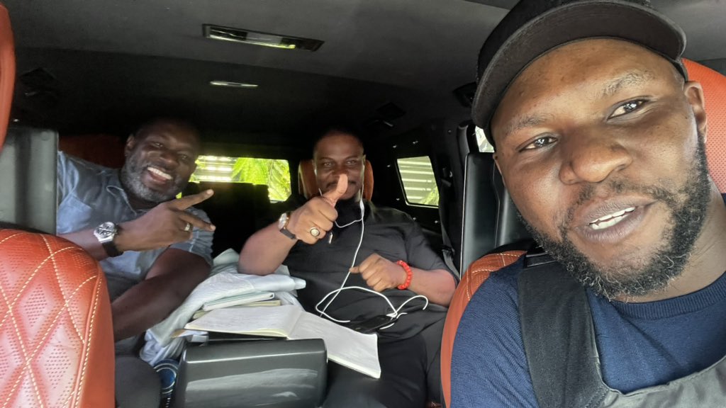 balamiisaac's tweet photo. Hello Lagos,
We’ve done d needful for your safety tomorrow 18 March 2023
We will secure our polling units &amp; votes
We must b bold,fearless &amp; deliberate tomorrow
Nobody will take Lagos away from us,
this is OUR LAGOS &amp; we will not b threatened
We will defend our votes.

Èkó E dìde! https://t.co/xIbz1SY3zy