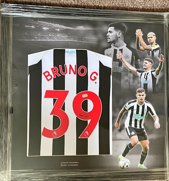 π πΌπππ΅ πΌπ³ ππ΅π² π§ππ»π² #NUFC (@toonmouthtyne) on Twitter photo π COMPETITION TIME π
If Bruno or Willock score FIRST tonight against Forest then ONE lucky person will win this SIGNED and MOUNTED <a href="/brunoog97/">Bruno GuimarΓ£es</a> π§π· 3οΈβ£9οΈβ£ #NUFC shirt! π€π©Ά
To ENTER:
1) RETWEET this tweet β
2) FOLLOW <a href="/ToonMouthTyne/">π πΌπππ΅ πΌπ³ ππ΅π² π§ππ»π² #NUFC</a> AND @SuZeSport β
GOOD LUCK! π€π π COMPETITION TIME π
If Bruno or Willock score FIRST tonight against Forest then ONE lucky person will win this SIGNED and MOUNTED <a href="/brunoog97/">Bruno GuimarΓ£es</a> π§π· 3οΈβ£9οΈβ£ #NUFC shirt! π€π©Ά
To ENTER:
1) RETWEET this tweet β
2) FOLLOW <a href="/ToonMouthTyne/">π πΌπππ΅ πΌπ³ ππ΅π² π§ππ»π² #NUFC</a> AND @SuZeSport β
GOOD LUCK! π€π