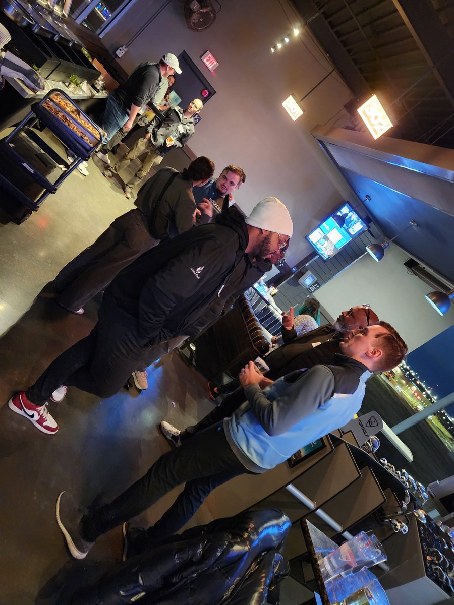 Anita Ly tweet media