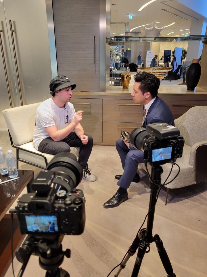 Great talk with <a href="/davidlin_TV/">David Lin</a> during Dubai Wealth Summit 🤝

<a href="/FancyBearsMeta/">Fancy Bears Metaverse</a> 
<a href="/BoredApeYC/">Bored Ape Yacht Club 🍌</a> 
<a href="/TheWealthToday/">The Wealth Today</a>