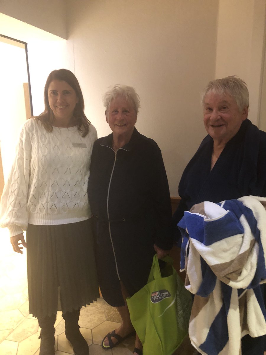 IulianaGal1's tweet image. #AlpineClub #owners #members #Hospitality #alwayssmiling