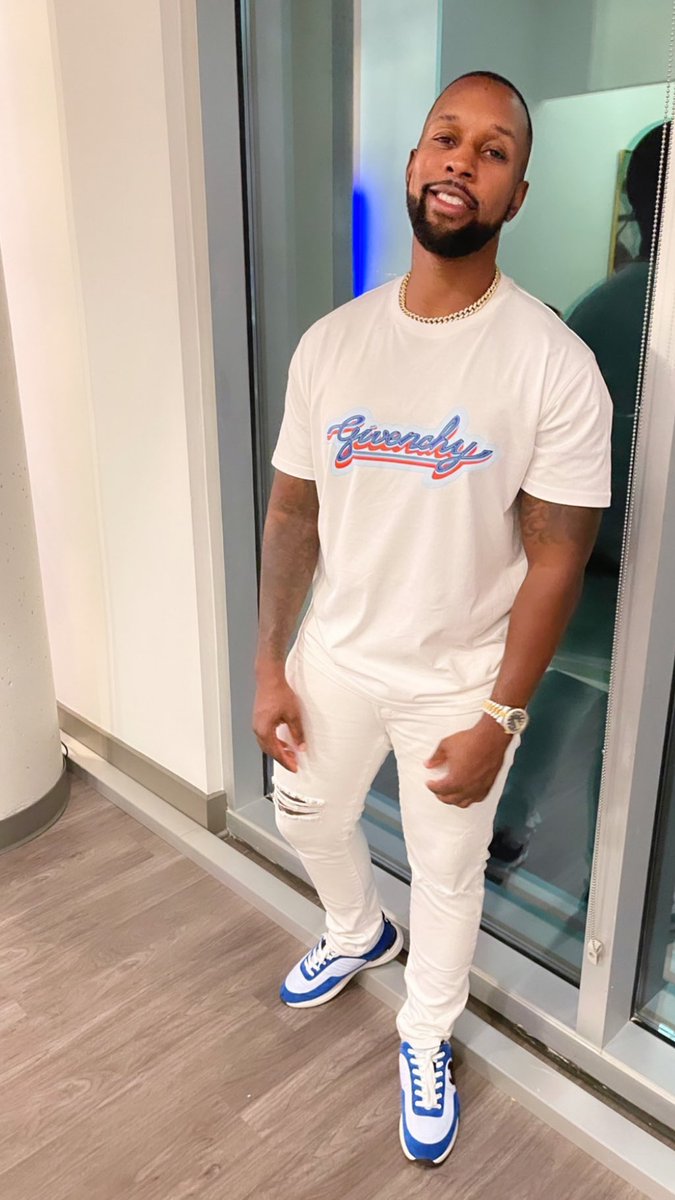 psycho_gemini's tweet image. Flashback Fridays #IGsawitfirst