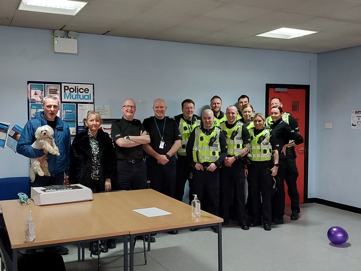 Everyone at <a href="/GlasgowNWPolice/">Glasgow North West Police</a> wishes Inspector Nigel Gilmour all the best on his well-deserved retirement.

We hope you have a long, happy and healthy retirement; you will be missed by all but more so by your shift on Group 4. 

For the final time, Insp, that's a stand-down.