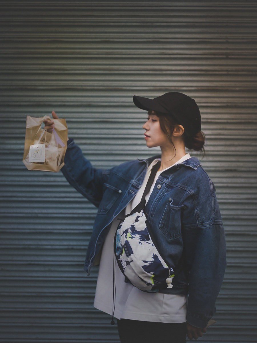 monolithJP's tweet photo. レモンケーキを買ったよって言ってる。 https://t.co/ydcyyhdrYY