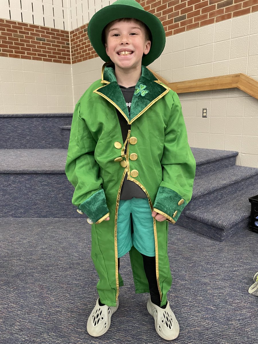 CVIS has a Lucky Leprechaun visiting today.  Liam is in the Irish spirit! #cvis17350