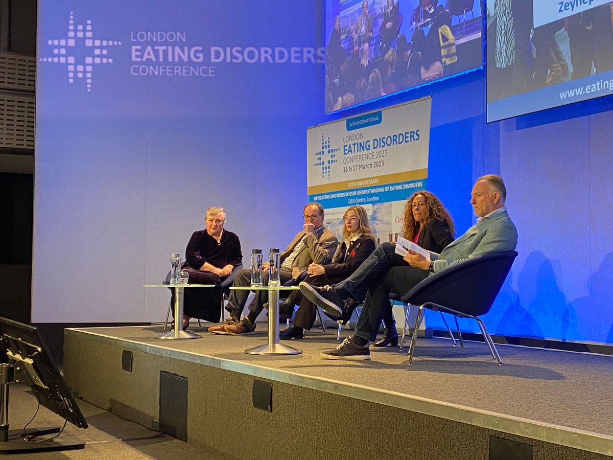 Mental_Elf's tweet image. @ZYilmazPhD to @EvanFurth: 
Advise caution when considering the clinical role of PRS*

PRS by itself will never predict risk for disease as &quot;genes are not destiny&quot;

PRS has a place in multifactorial risk models but there is no clinical role of PRS by itself yet  

#LEDC2023