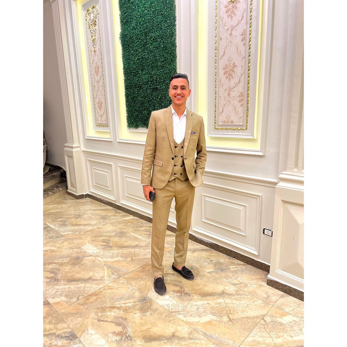 لأجل أننا مُسلمون،
وتعظيم شعائرِ الله فريضة؛
رمضان مُبارك، وكل عامٍ وأنتم بخير.♥️🌙