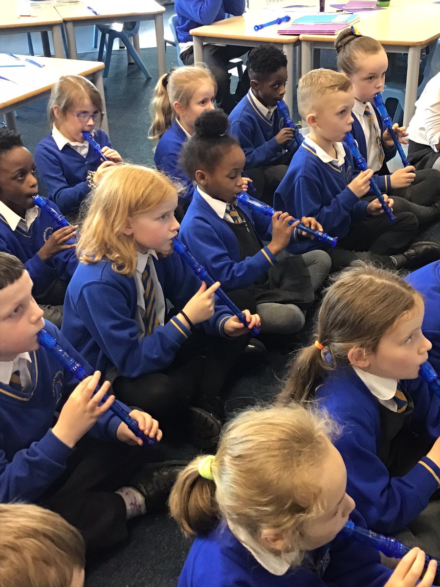 MaryvaleBham2's tweet photo. An inspirational and musical afternoon in Year 2 as we listened to some amazing recorder playing from Clara Guldberg Raven before we continued practising our own musical pieces. #WhatWeDoIn2 #MaryvaleFamily #CatholicLife https://t.co/A9fasadY4f