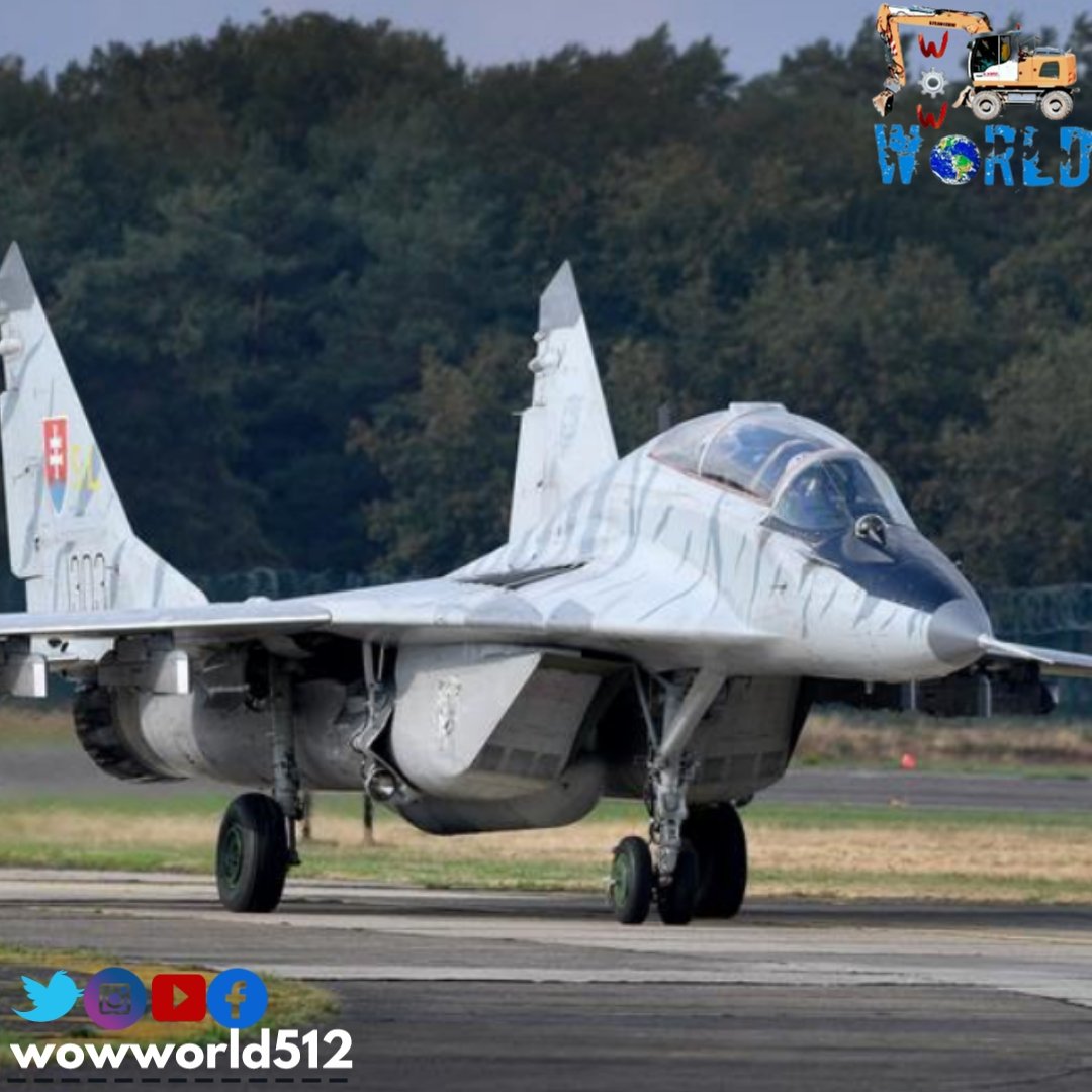 wowworld512's tweet photo. #Russian-made #MiG-#29 #fighter #Jets #fly near the #MalackyAirBase, near #Malacky, #Slovakia,
#Slovakia #Russia 
#RussianUkrainianWar 
#wowworld512 https://t.co/oA7tyrSPKC