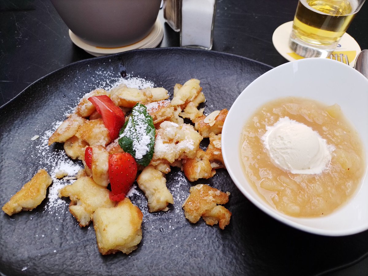 Leckeres Abendessen.. Ich weiß etwas früh aber bin auch geschafft. Mal schauen was morgen noch so ansteht 😁