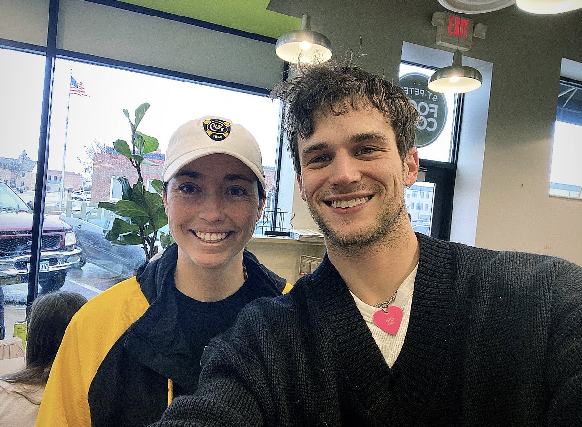 coleymarieries's tweet photo. Just a casual Thursday lunch at the Saint Peter Food Coop 😂 #justinfoley #13reasonswhy https://t.co/9heRrerbK2