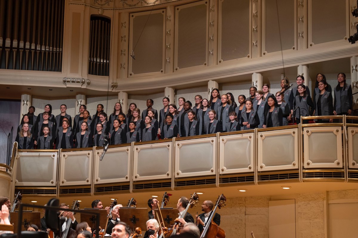 chicagosymphony's tweet photo. The concert started with CSO Mead Composer-in-Residence @jmontgomerymusc's inventive Banner, a contemporary exploration into the multi-faceted mixing pot of American culture, followed by Rautavaara’s birdsong-inspired Cantus Arcticus. 

📷: @toddrphoto https://t.co/US9ZT4msXy